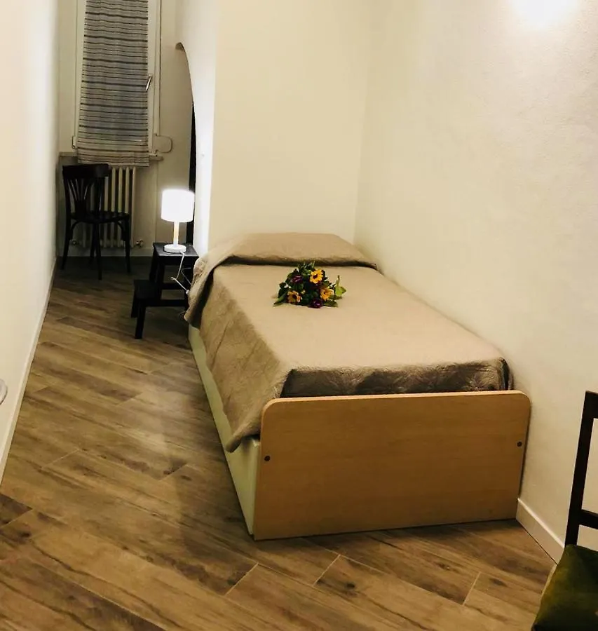 Lu.Lu Suite And Rooms Piacenza 0*,